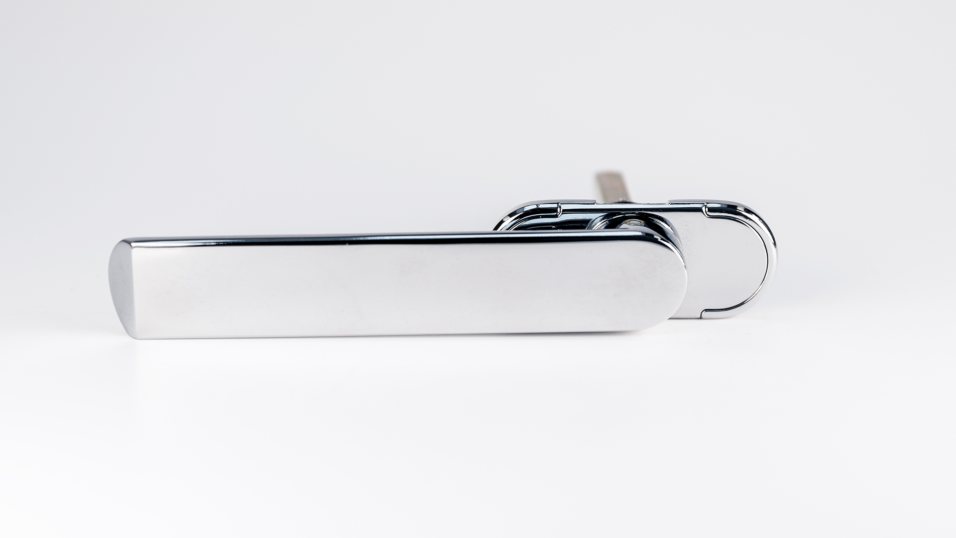 Silver Velte Handle